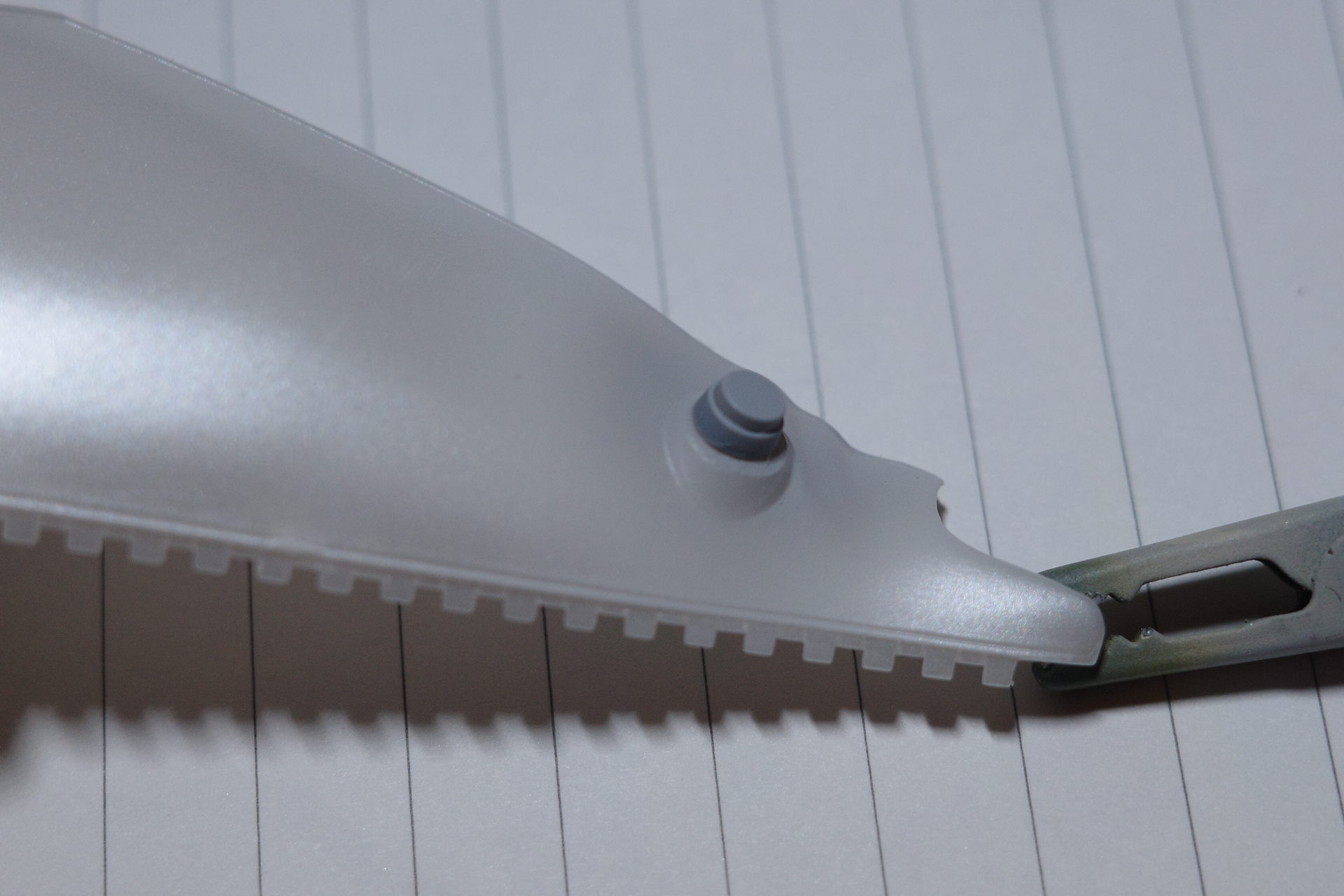 ネオジムにはプライマー